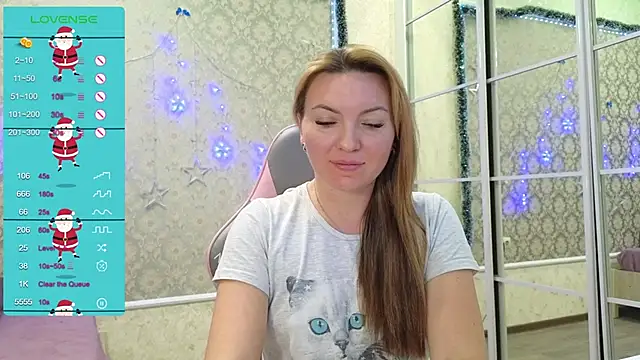 -DIVORA- online show from 12/19/24, 10:21