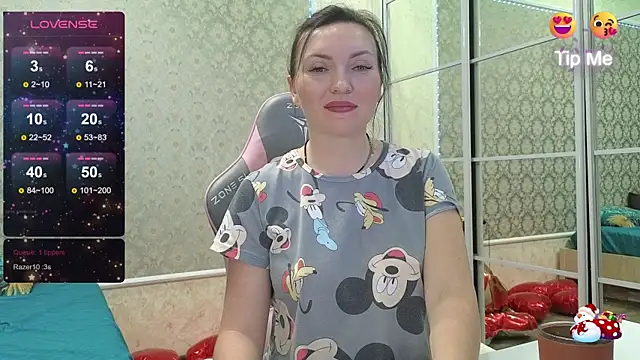 Snapshot of -DIVORA- chatting on 02/19/26, 10:11 -DIVORA- online show from 02/19/26, 10:11