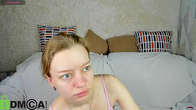 Michelle Blond online show from 11/24/25, 07:52