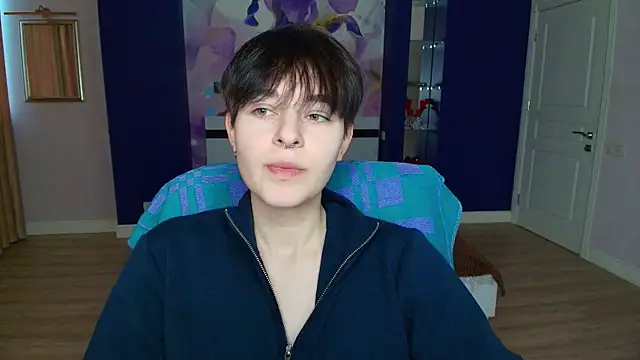 EmiliaYours online show from 01/27/25, 12:48