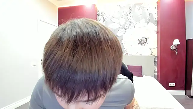 EmiliaYours online show from 02/01/26, 02:48