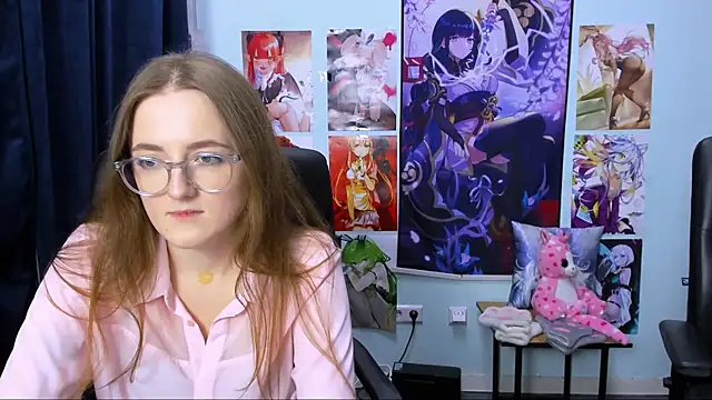 luna berryy online show from 12/05/24, 03:50