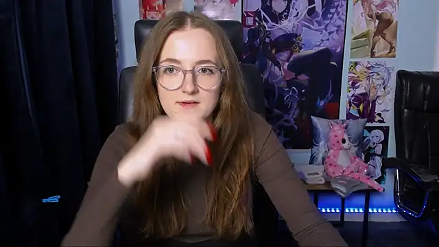 luna berryy online show from 12/10/24, 04:34