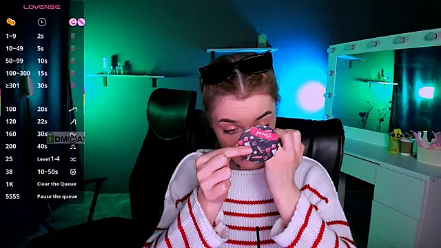 luna berryy online show from 03/02/25, 03:13