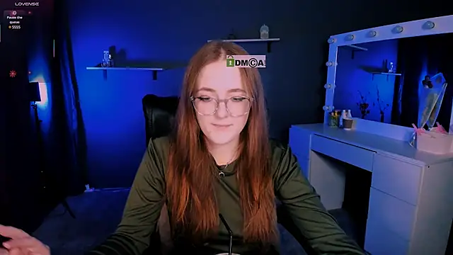 luna berryy online show from 03/11/25, 02:43