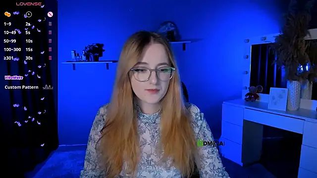 luna berryy online show from 09/23/25, 01:14