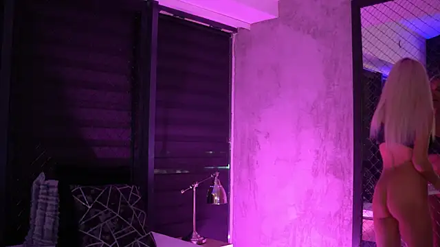 Candy Ivy online show from 10/28/25, 06:54