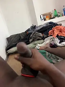 Snapshot of tamil000000 chatting on 02/11/25, 08:48 tamil000000 online show from 02/11/25, 08:48