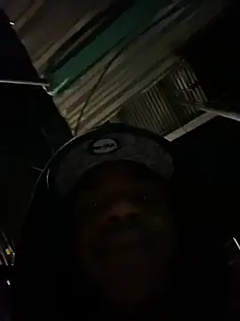 Snapshot of ElNegroRony chatting on 12/27/24, 01:32 ElNegroRony online show from 12/27/24, 01:32