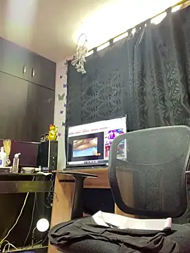 Snapshot of ElNegroRony chatting on 12/30/24, 12:00 ElNegroRony online show from 12/30/24, 12:00