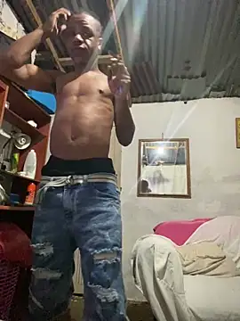 Snapshot of ElNegroRony chatting on 01/08/25, 04:55 ElNegroRony online show from 01/08/25, 04:55