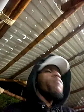 Snapshot of ElNegroRony chatting on 11/08/25, 03:18 ElNegroRony online show from 11/08/25, 03:18