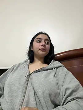 Cassie-millers online show from 01/18/25, 04:37