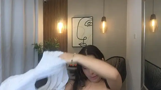 Sharlotte Milk online show from 11/14/25, 10:36