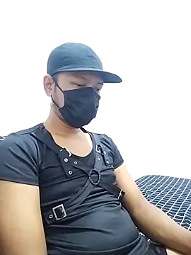 dark boy28 online show from 11/10/25, 05:34