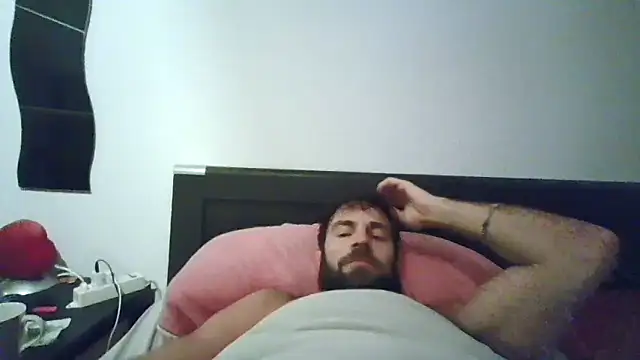 alpha-hunk online show from 10/26/25, 09:21