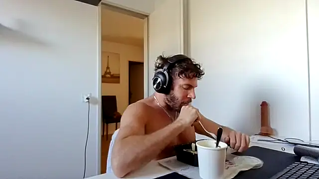 alpha-hunk online show from 03/17/26, 02:20