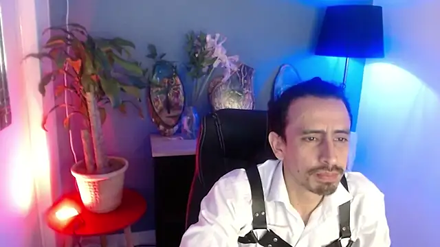 Sr Magnus  online show from 03/21/25, 04:06