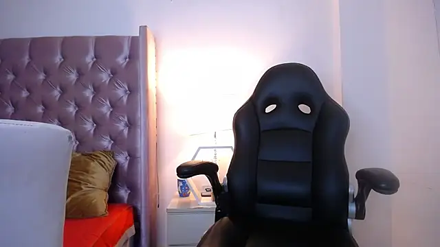 Sr Magnus  online show from 10/11/25, 07:07