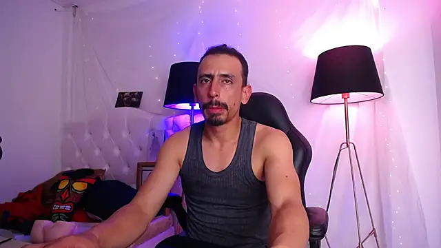 Sr Magnus  online show from 02/05/26, 04:06