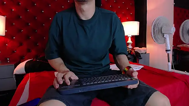 Sr Magnus  online show from 03/06/26, 09:28