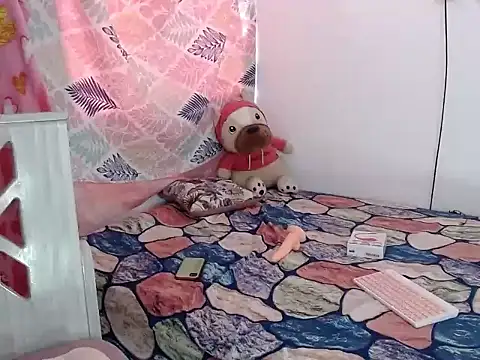 dulceee maria online show from 02/25/25, 09:24