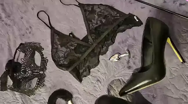 culbutemoi4 online show from 03/10/25, 08:37