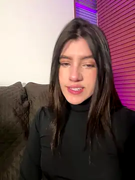 Snapshot of ariiel_ chatting on 11/09/25, 04:55 ariiel online show from 11/09/25, 04:55