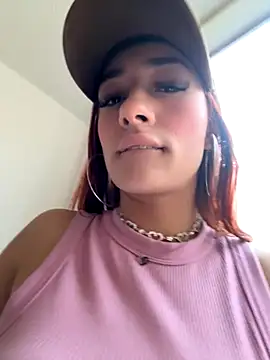 Snapshot of ariiel_ chatting on 11/30/25, 09:30 ariiel online show from 11/30/25, 09:30