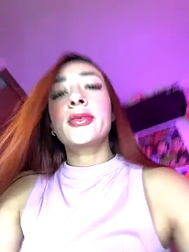 Snapshot of ariiel_ chatting on 12/04/25, 01:42 ariiel online show from 12/04/25, 01:42