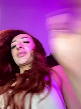 Snapshot of ariiel_ chatting on 01/18/26, 01:26 ariiel online show from 01/18/26, 01:26