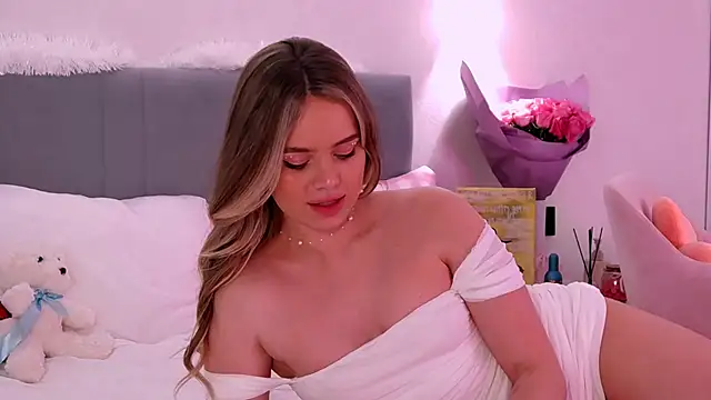 SIlviaBeyt online show from 03/09/25, 11:14