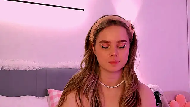 SIlviaBeyt online show from 03/14/25, 09:21