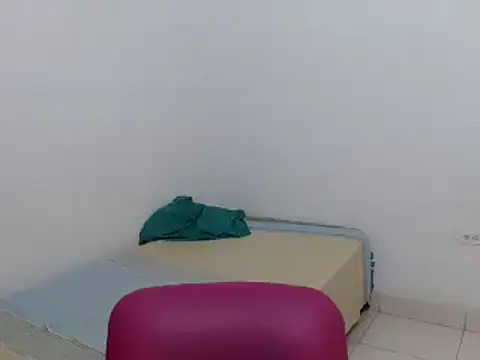 estefania224 online show from 03/06/25, 01:27