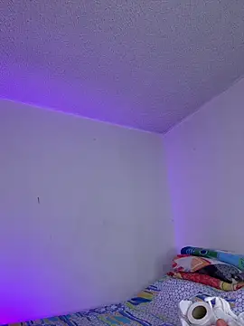 aurora divine online show from 05/03/26, 08:59