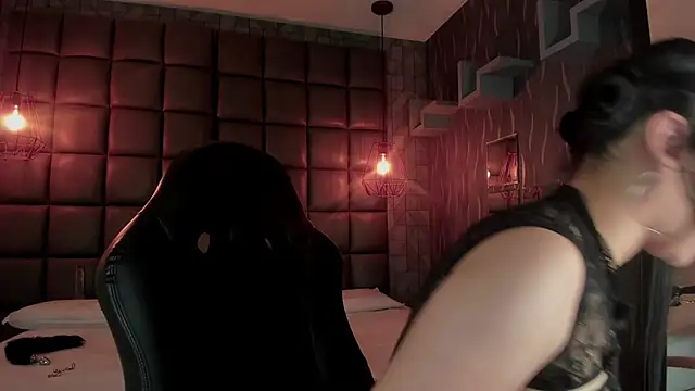 maddy walker online show from 12/28/24, 09:40