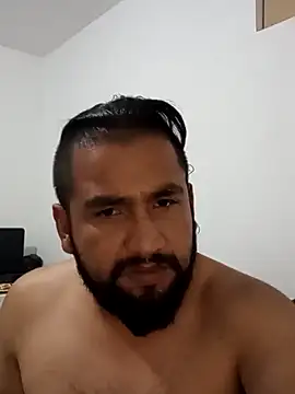 Snapshot of sabor_Latino_bdsm chatting on 01/28/25, 05:11 sabor Latino bdsm online show from 01/28/25, 05:11