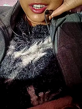 ruhi2003 online show from 12/14/24, 04:42