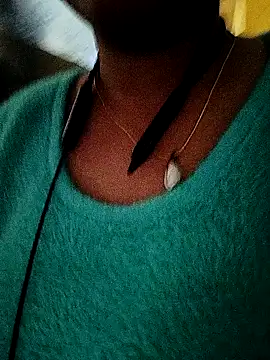 ruhi2003 online show from 12/21/24, 07:03