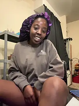 choclatepeaach online show from 11/13/25, 01:10