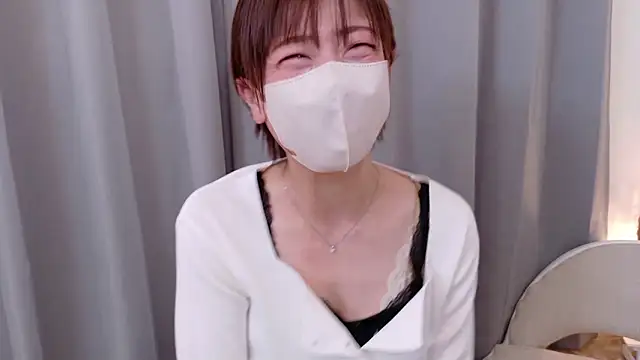 Risa 06 online show from 11/29/25, 11:35