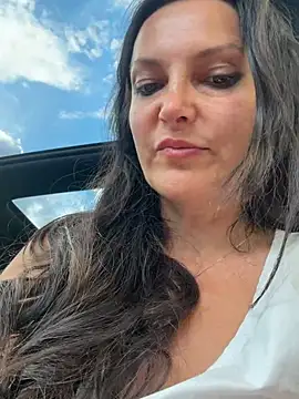 -OLYA- online show from 05/18/26, 11:43