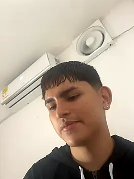 Lyam ap online show from 11/14/25, 02:21