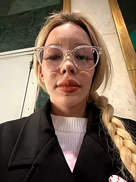 babydolll online show from 10/01/25, 10:32