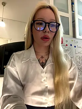 babydolll online show from 11/14/25, 01:32