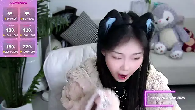 Snapshot of Sheep-1 chatting on 01/10/25, 03:50 Sheep-1 online show from 01/10/25, 03:50