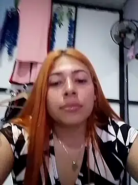 Snapshot of Caro_kitty- chatting on 01/27/25, 10:06 Caro kitty- online show from 01/27/25, 10:06