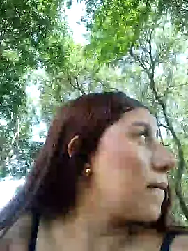 Snapshot of Caro_kitty- chatting on 02/04/25, 03:15 Caro kitty- online show from 02/04/25, 03:15