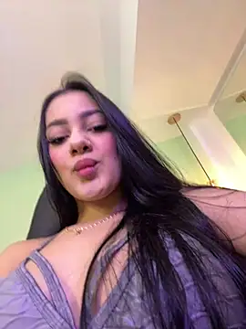 mallie quinn online show from 12/28/24, 01:38