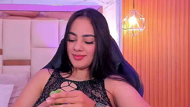 mallie quinn online show from 01/14/25, 04:08